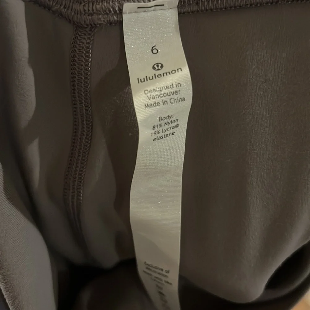 Lululemon align  leggins size 6 - Picture 5 of 5